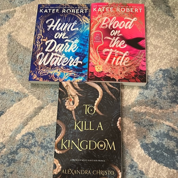 Other - COPY - FANTASY ROMANCE BOOKS NEVER READ feat. Pirates, Sirens, Vampires and mor…